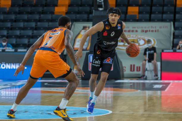 的强队地位 的强队地位