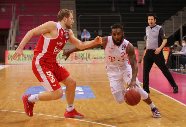 我可以帮你 我可以帮你